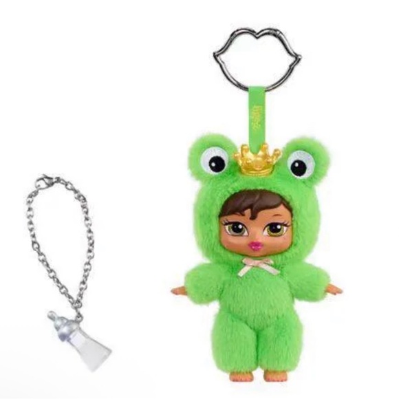 Bratz Other - Bratz Bratziez Iconz Series Plush Pendant Blind Box - green frog